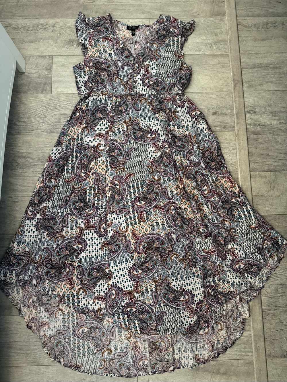 Jessica Simpson Women's Paisley Bohemian Hi-Low Dress Ruffle Cap sleeves